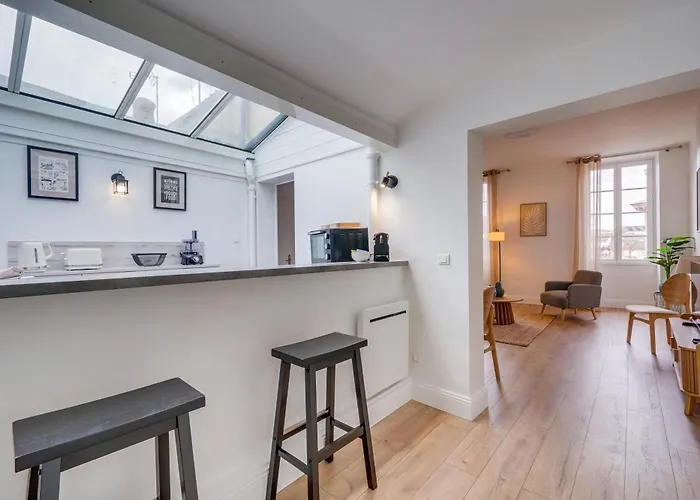 Le Sauvage - Au Coeur Du Quartier St Pierre *