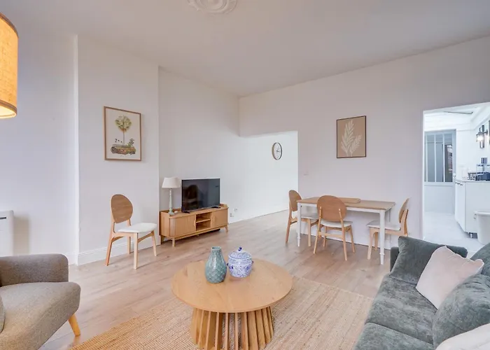 Le Sauvage - Au Coeur Du Quartier St Pierre 보르도